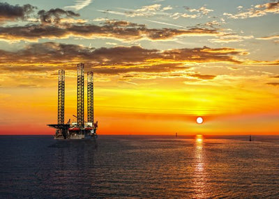 Naftna industrija zalazak sunca zuto nebo Default Title
