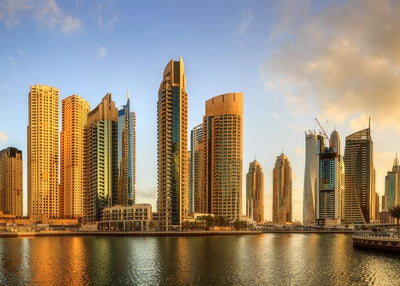 Ujedinjeni Arapski Emirati odraz grada na vodi Default Title
