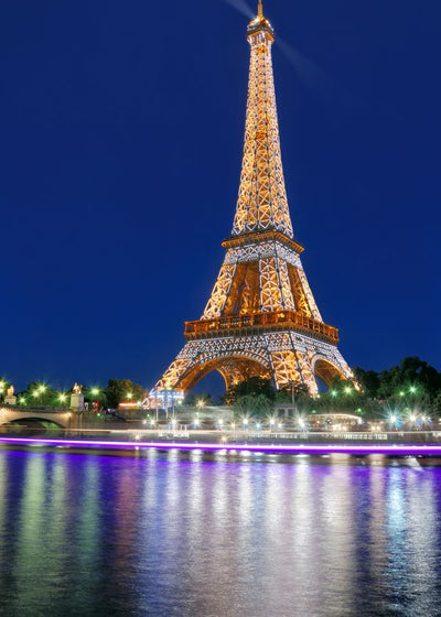 Francuska odraz tornja na reci Default Title