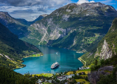 Norveska jezero brod i planine Default Title