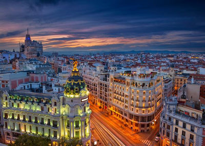 Spanija grad uvece panorama Default Title