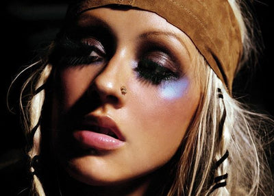 Christina Aguilera i pirsing Default Title