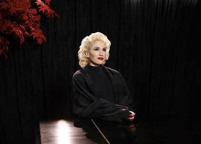 Gwen Stefani pozadina crna Default Title