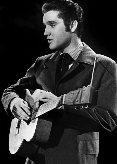 Elvis Presley svira gitaru crno bela Default Title