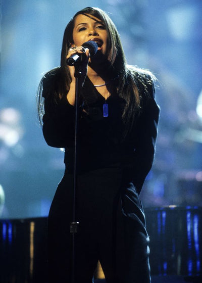 Aaliyah performans Default Title