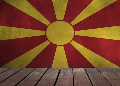 Zastava Makedonije i drvena podloga Default Title