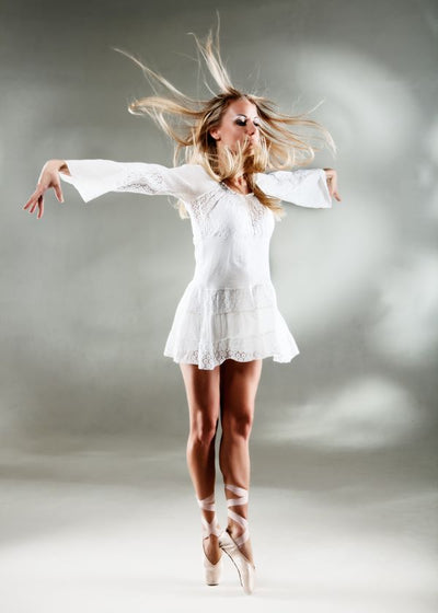 Baletski plesaci balerina u beloj kratkoj haljini Default Title