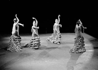 Folk plesaci u Spaniji Default Title