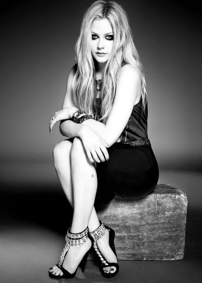 Avril Lavigne crno bela Default Title