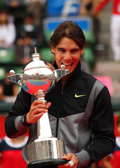 Rafael Nadal i trofej Default Title