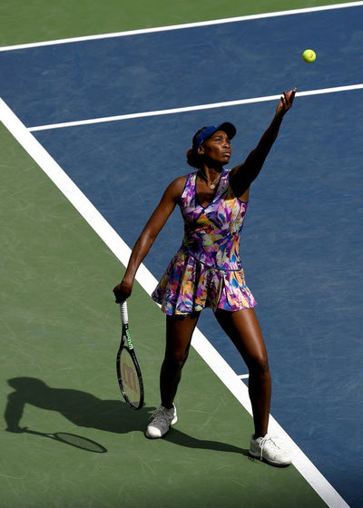 Venus Williams servira Default Title