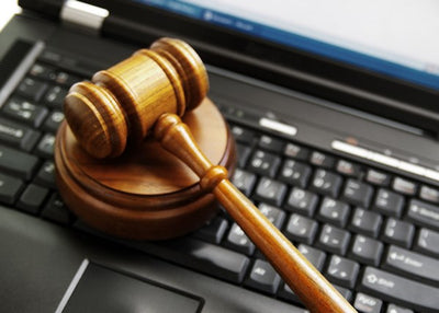 Advokatska kancelarija laptop i cekic Default Title