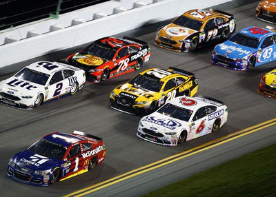 Auto trke automobili tokom trke Default Title