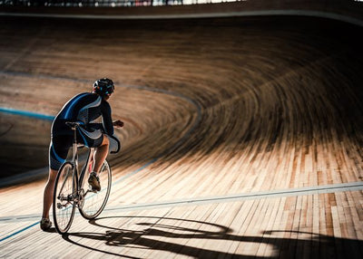 Biciklizam fotografije voznja po sali Default Title