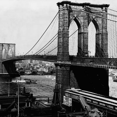 Brooklyn Bridge sa strane Default Title