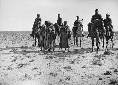 Vojnici u pustinji na kamilama Default Title